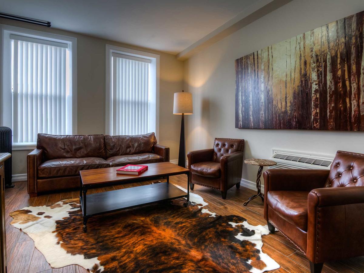 Western Hotel & Executive Suites Гвелф Екстер'єр фото